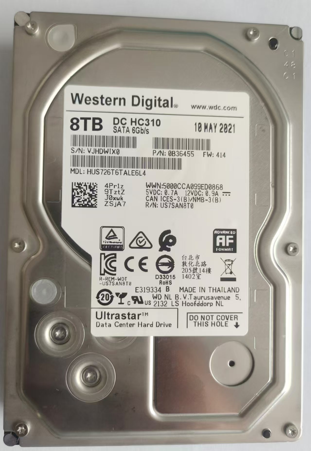 西数硬盘 8TB 移动存储设备 